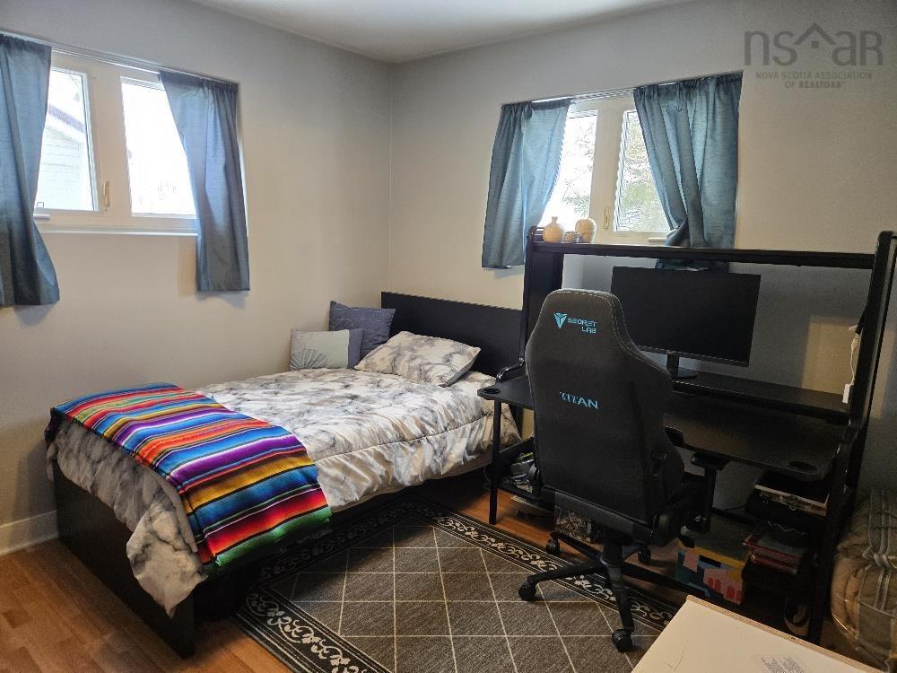 












95 Higgins St

,
Truro,




NS
B2N 2L6

