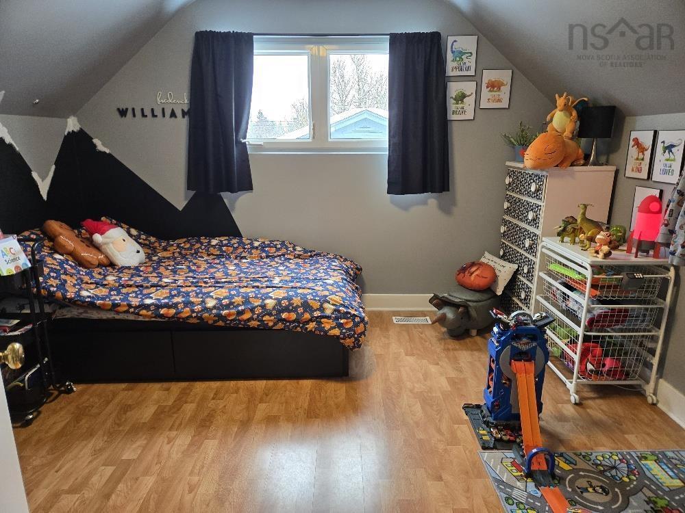 












95 Higgins St

,
Truro,




NS
B2N 2L6

