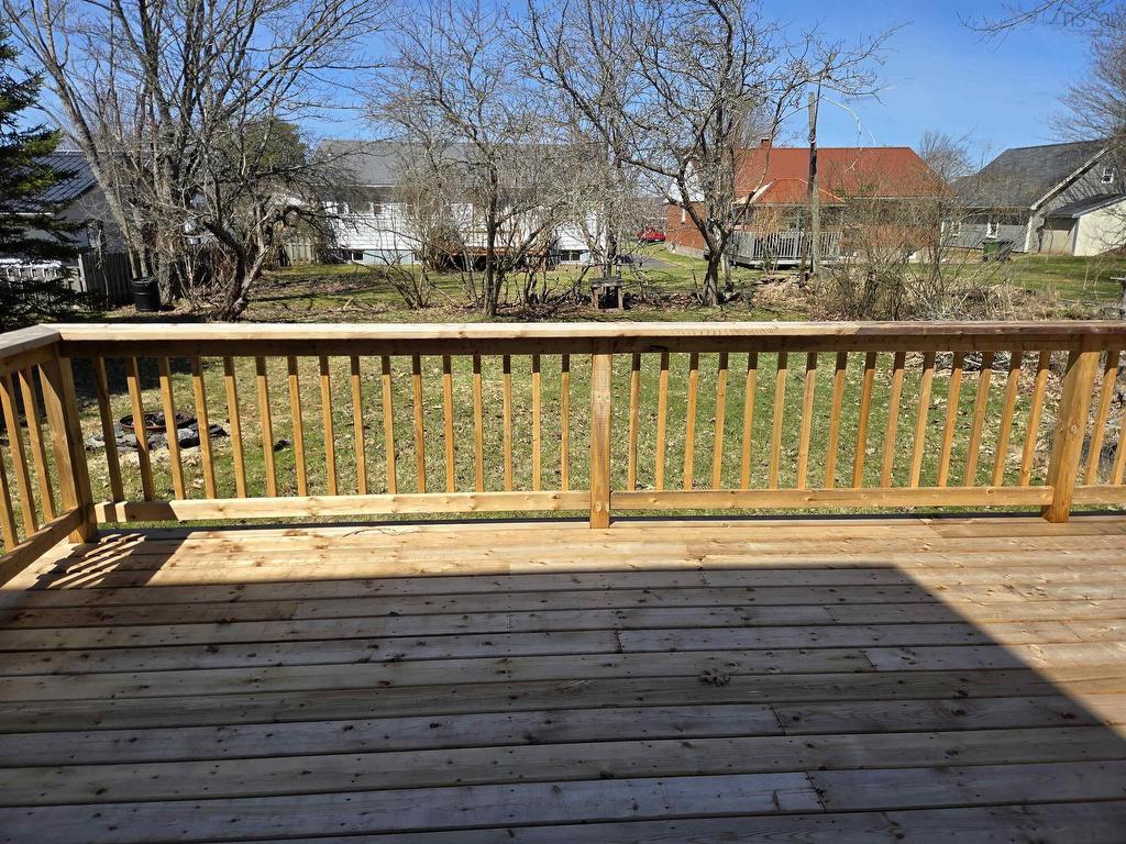 












95 Higgins St

,
Truro,




NS
B2N 2L6

