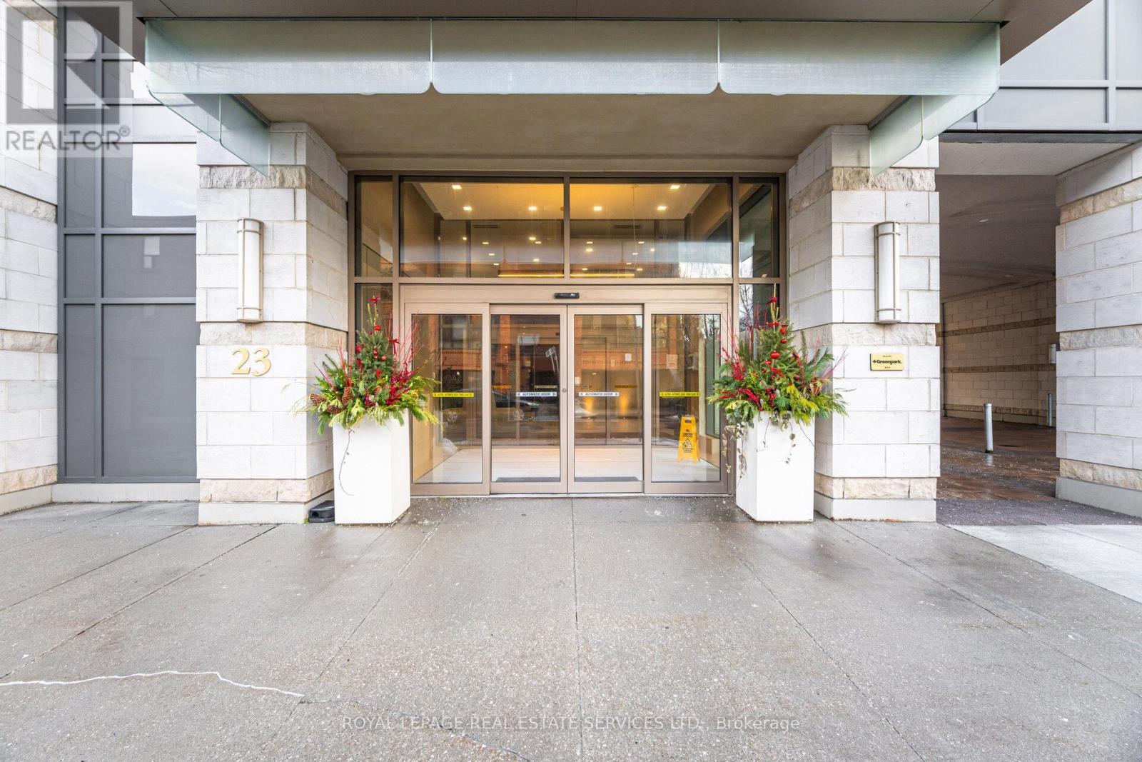 












602 - 23 GLEBE ROAD W

,
Toronto,




Ontario
M5P0A1

