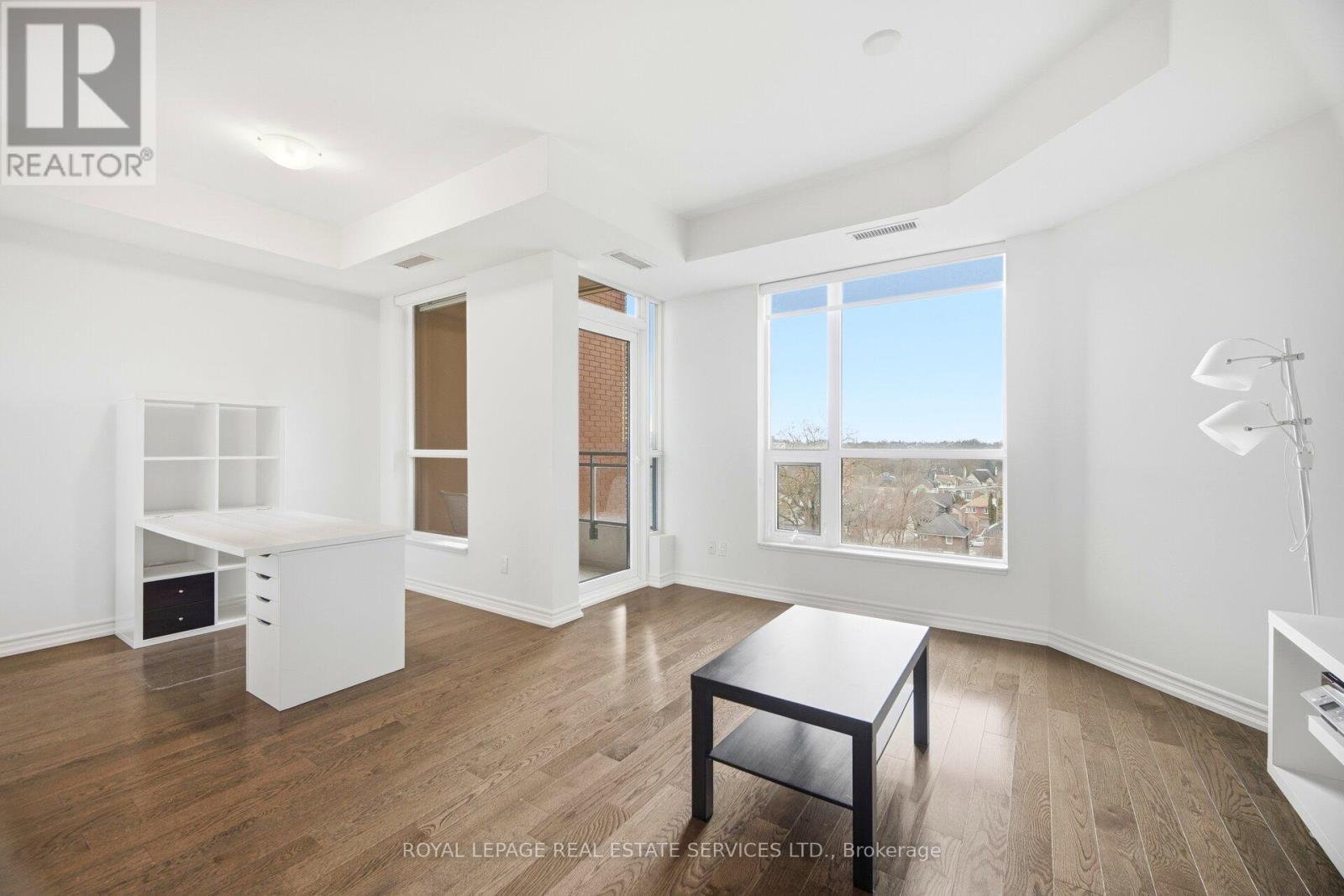 












602 - 23 GLEBE ROAD W

,
Toronto,




Ontario
M5P0A1

