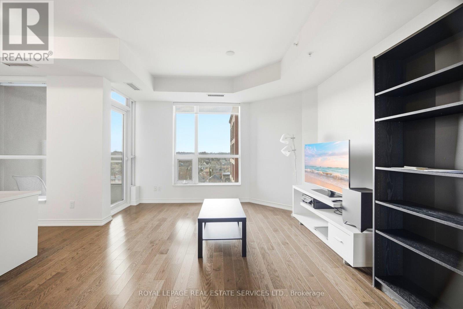 












602 - 23 GLEBE ROAD W

,
Toronto,




Ontario
M5P0A1

