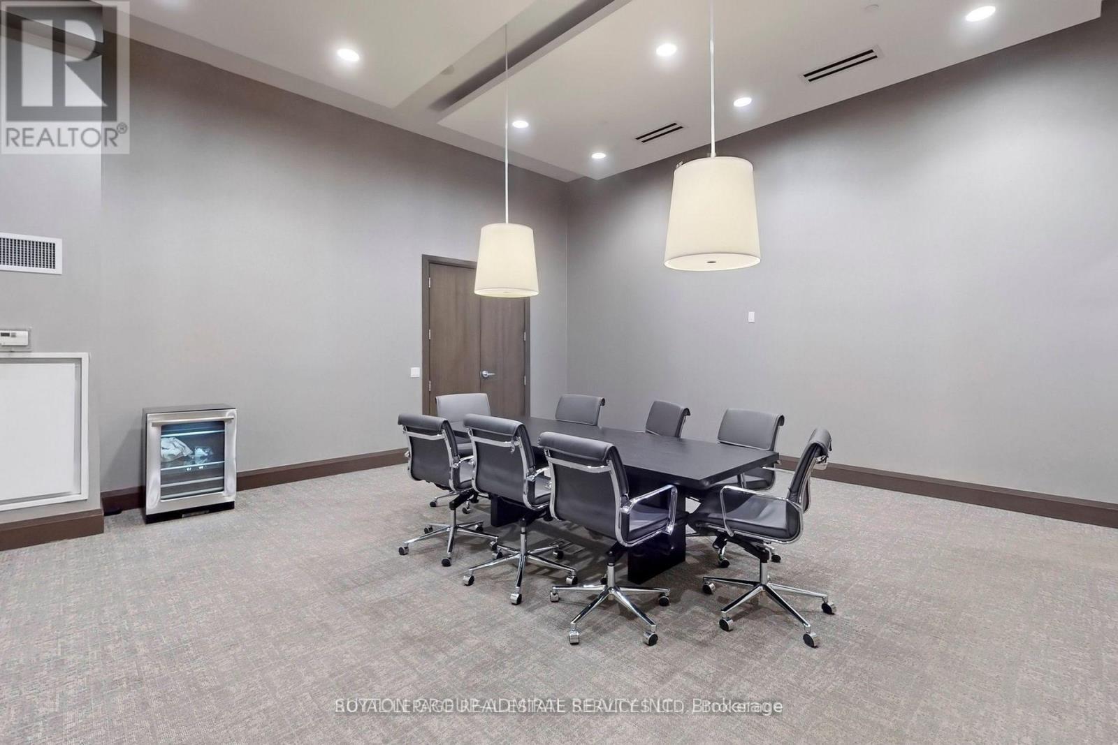 












602 - 23 GLEBE ROAD W

,
Toronto,




Ontario
M5P0A1

