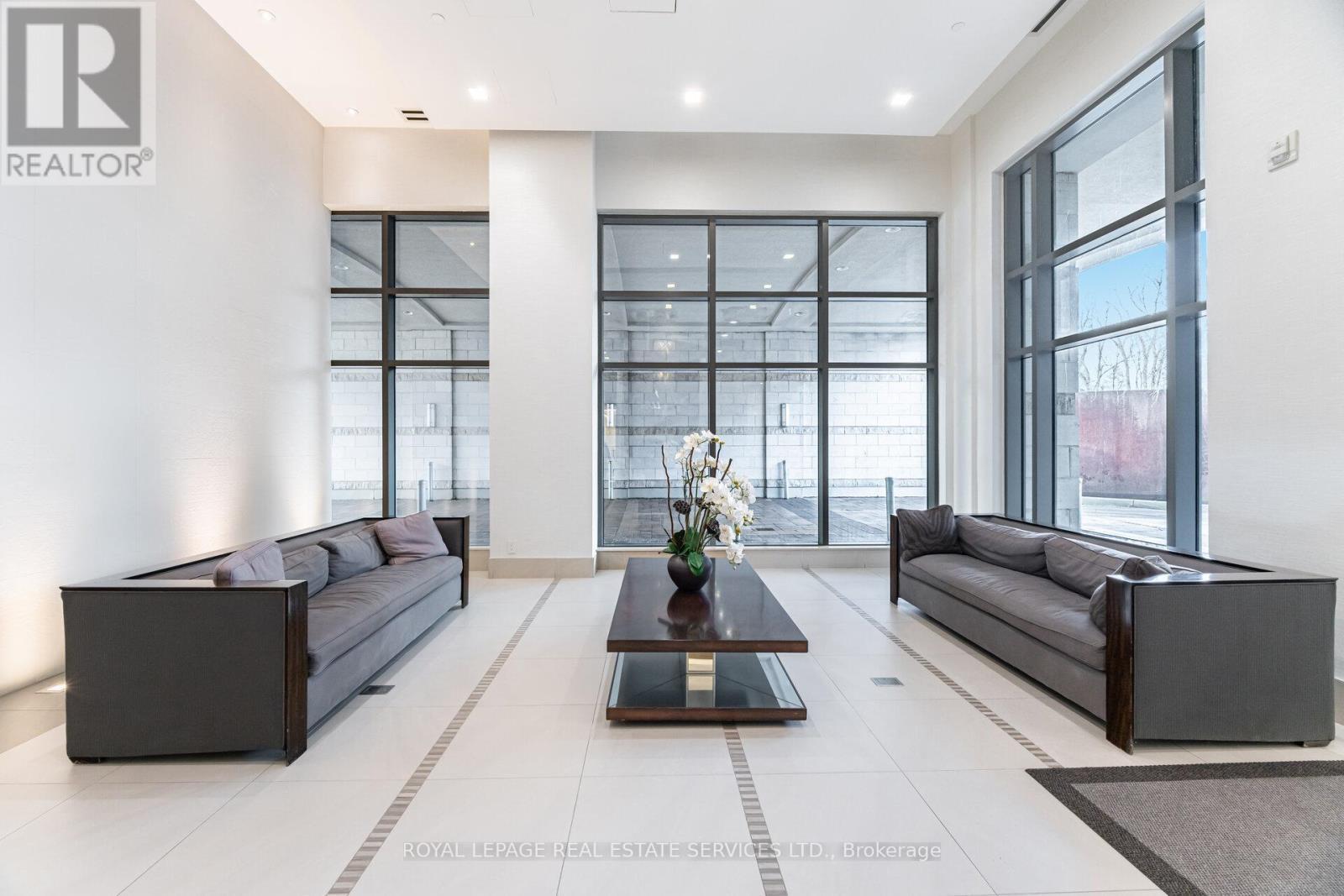 












602 - 23 GLEBE ROAD W

,
Toronto,




Ontario
M5P0A1

