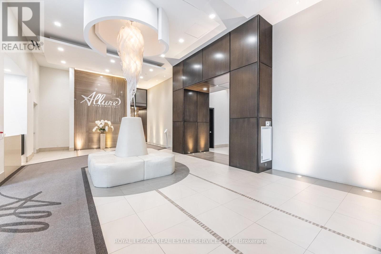 












602 - 23 GLEBE ROAD W

,
Toronto,




Ontario
M5P0A1

