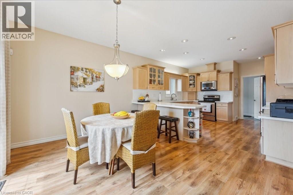 












23 MOUNT ROYAL Place

,
Cambridge,




Ontario
N1S5B1

