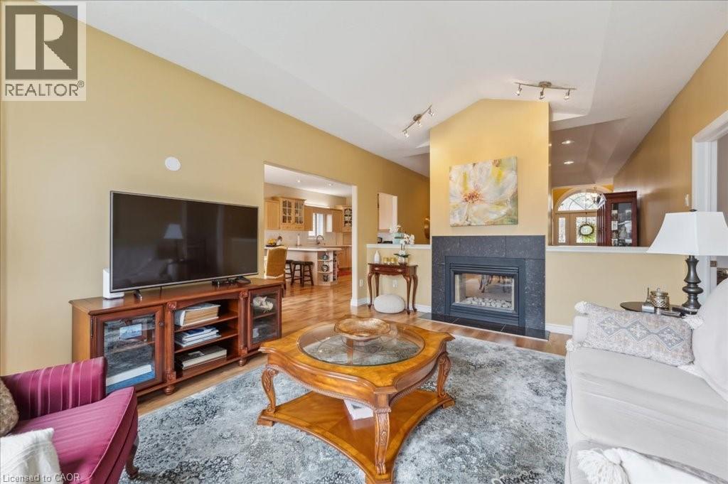 












23 MOUNT ROYAL Place

,
Cambridge,




Ontario
N1S5B1

