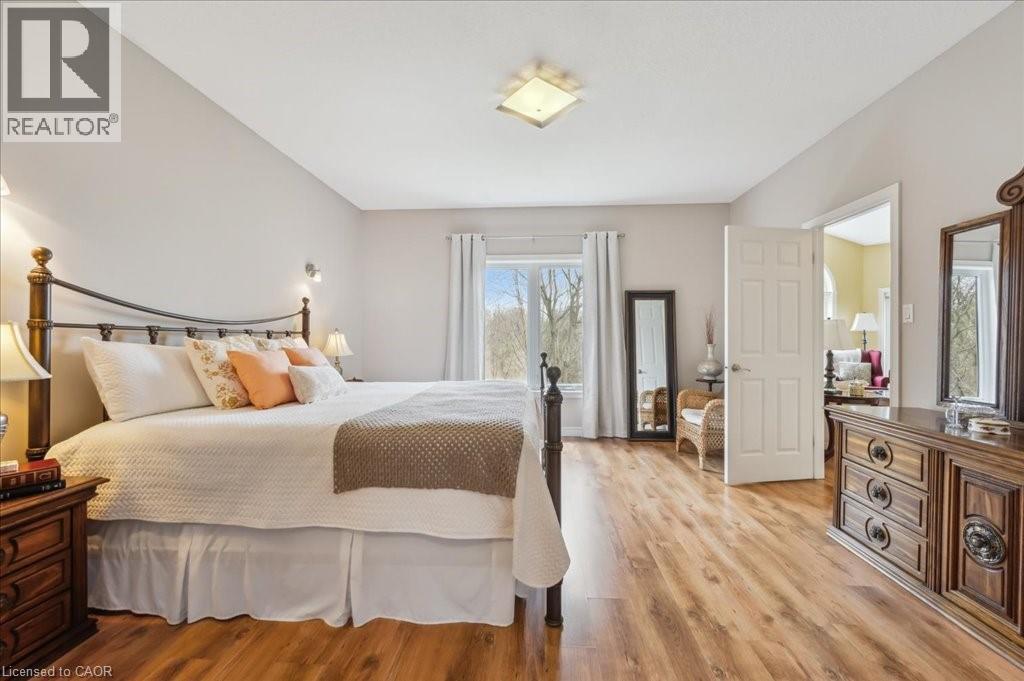 












23 MOUNT ROYAL Place

,
Cambridge,




Ontario
N1S5B1

