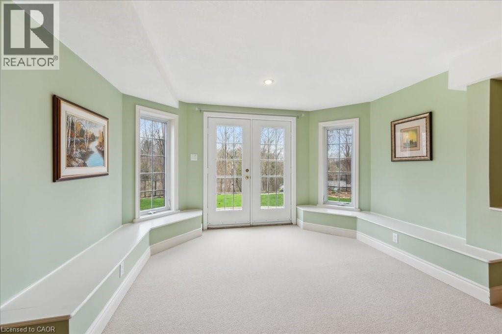 












23 MOUNT ROYAL Place

,
Cambridge,




Ontario
N1S5B1

