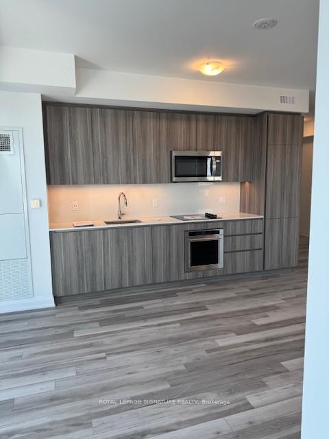 









15


Richardson

Street, 1713,
Toronto,




ON
M5A 0Y5

