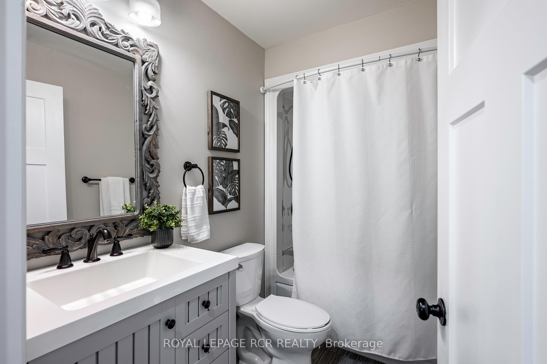 









485201


30th

Side Road,
Amaranth,




ON
L9V 1N7

