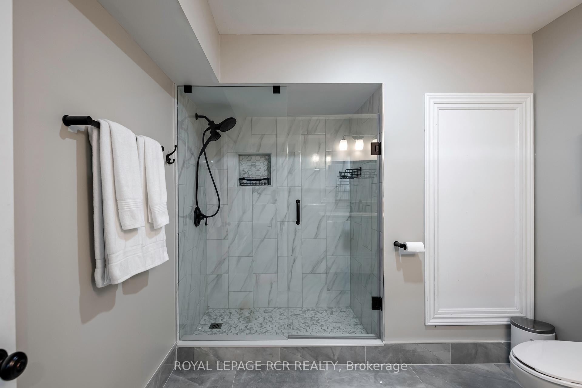 









485201


30th

Side Road,
Amaranth,




ON
L9V 1N7

