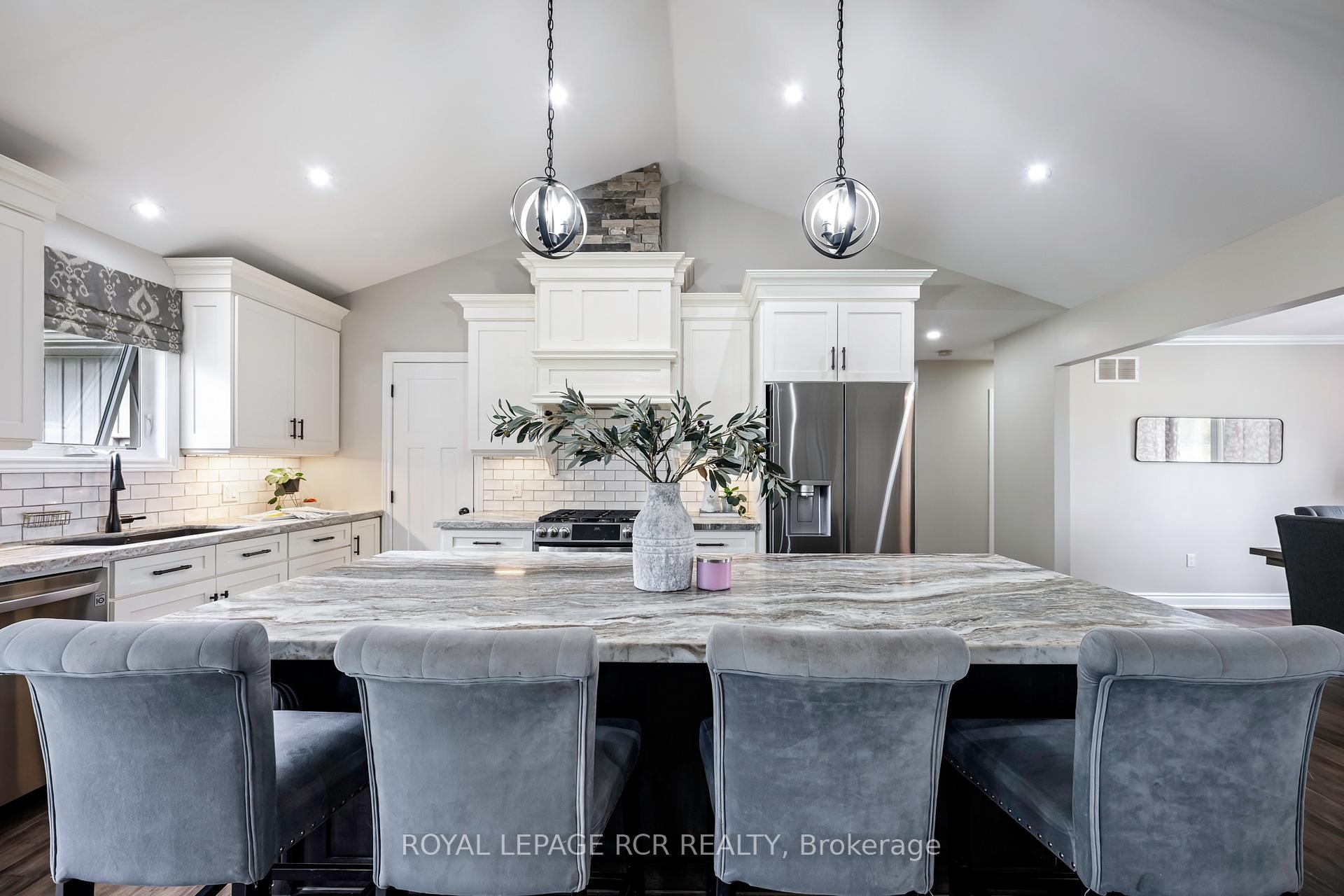 









485201


30th

Side Road,
Amaranth,




ON
L9V 1N7

