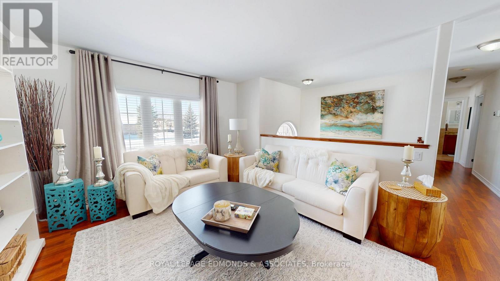 












2001 SANDSTONE CRESCENT

,
Petawawa,




Ontario
K8H0B2

