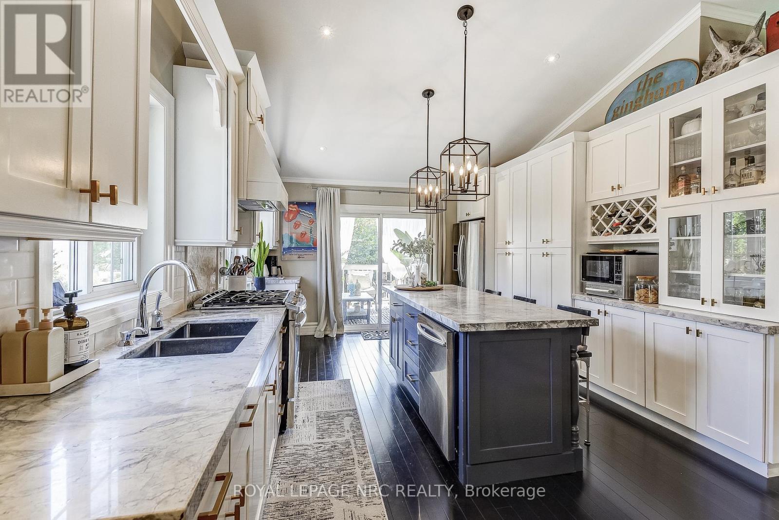 












764 GREEN STREET

,
Niagara-on-the-Lake (Town),




Ontario
L0S1J0


