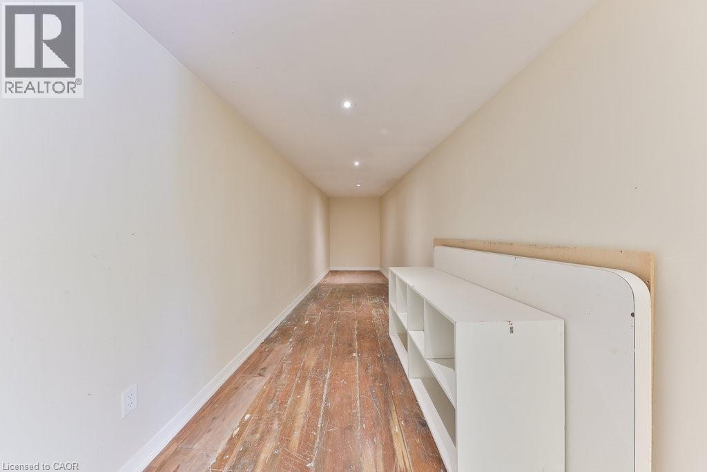 












23 GRIFFIN Street

,
Hamilton,




Ontario
L0R2H0

