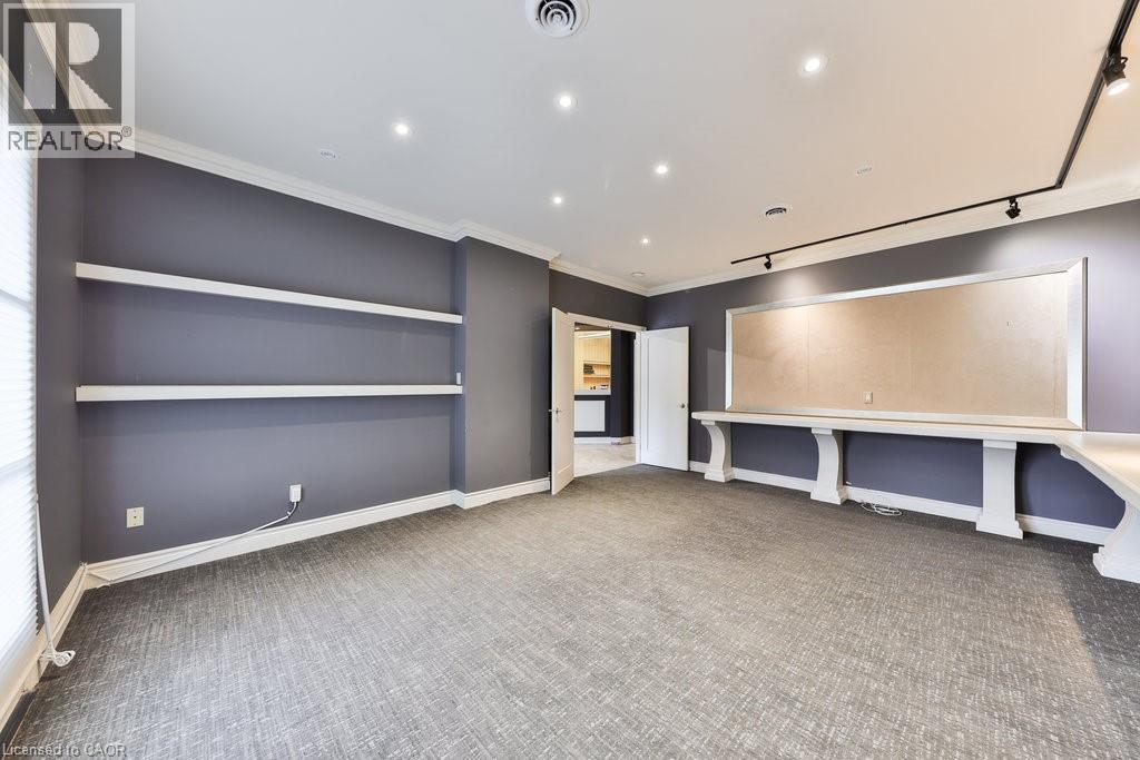 












23 GRIFFIN Street

,
Hamilton,




Ontario
L0R2H0

