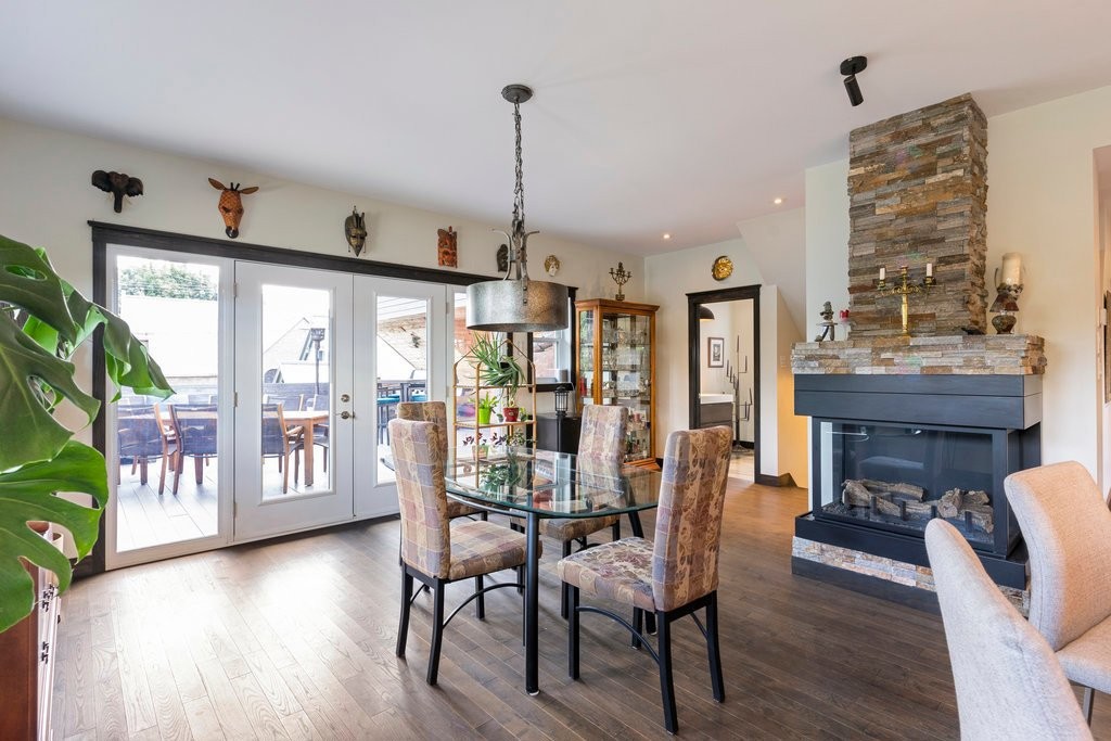 









24


Rue Hanson

,
Gatineau (Hull),




QC
J8Y3M5

