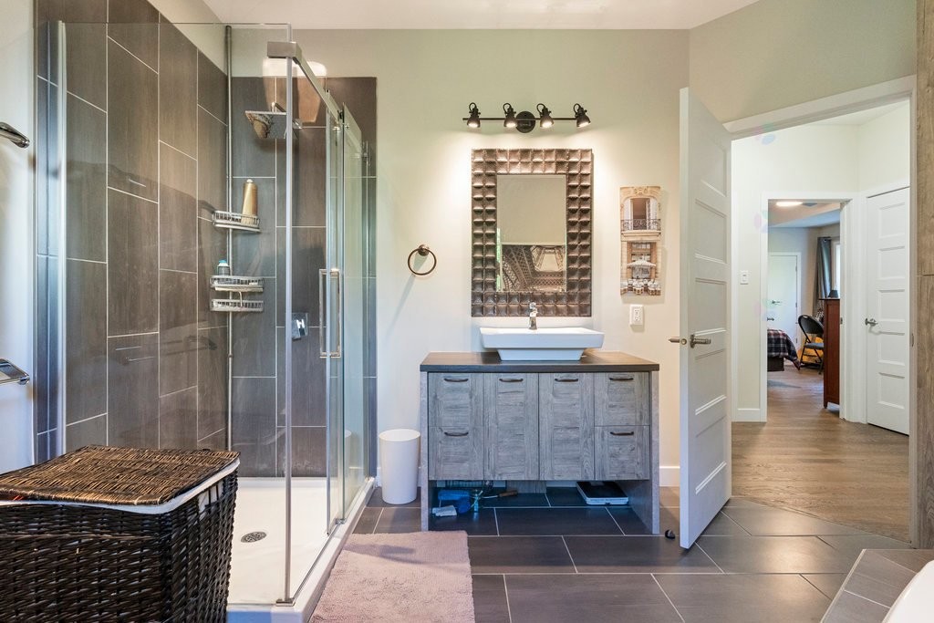 









24


Rue Hanson

,
Gatineau (Hull),




QC
J8Y3M5

