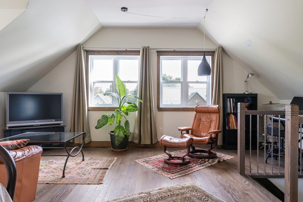 









24


Rue Hanson

,
Gatineau (Hull),




QC
J8Y3M5

