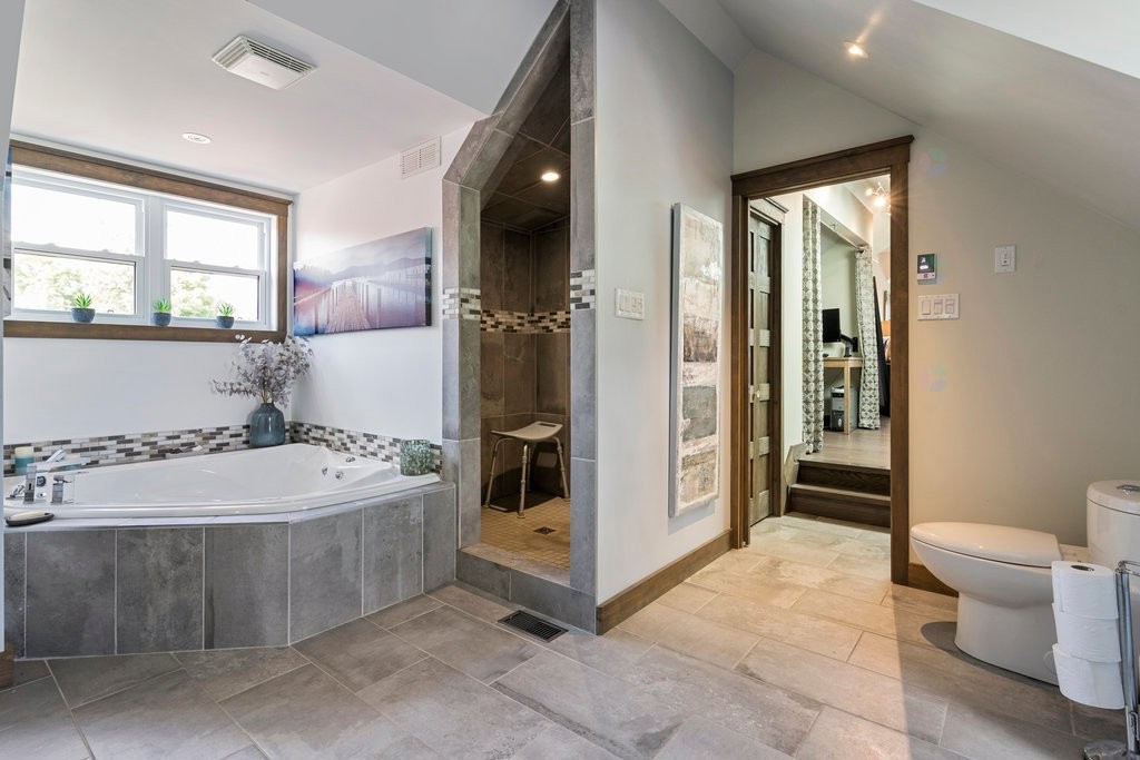 









24


Rue Hanson

,
Gatineau (Hull),




QC
J8Y3M5

