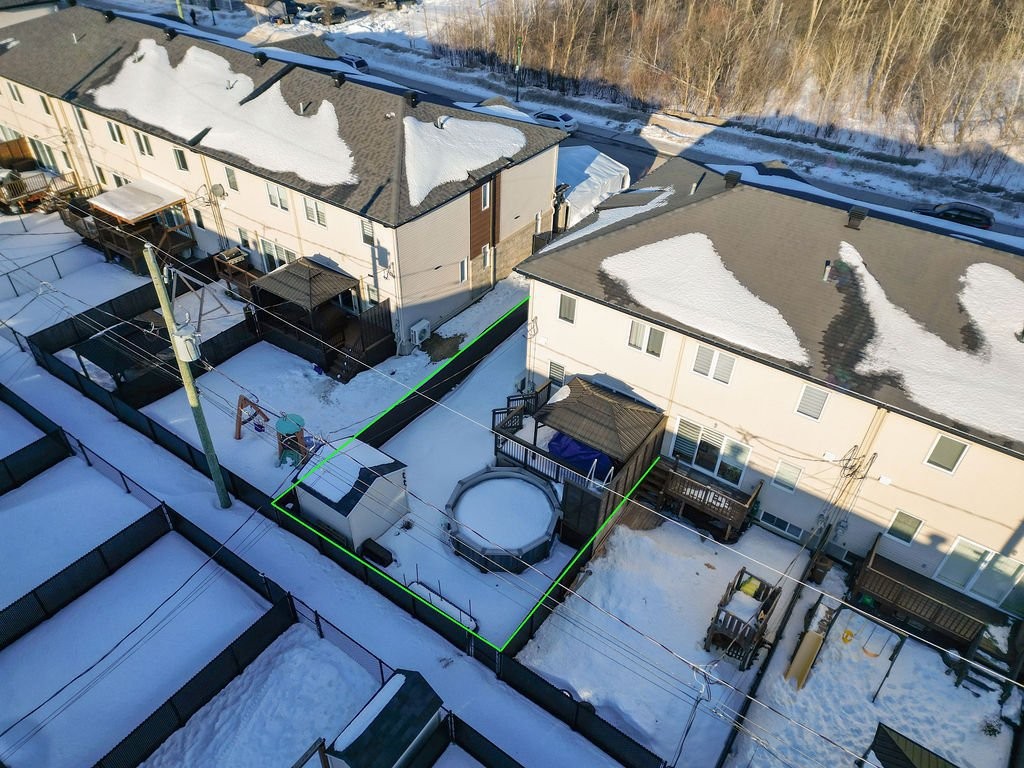 









1966


Rue Philippe-Dolbec

,
Laval (Sainte-Rose),




QC
H7L0J6

