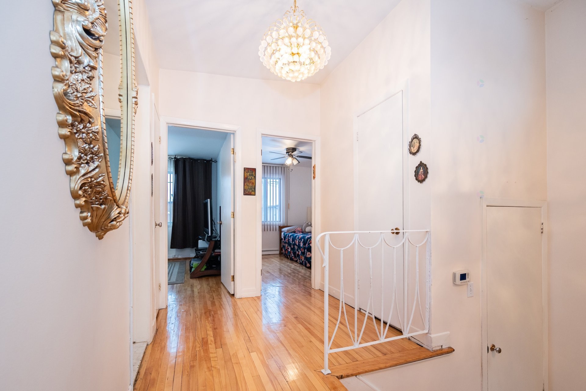 









1404


Boul. Élisabeth

,
Laval (Chomedey),




QC
H7W3J8

