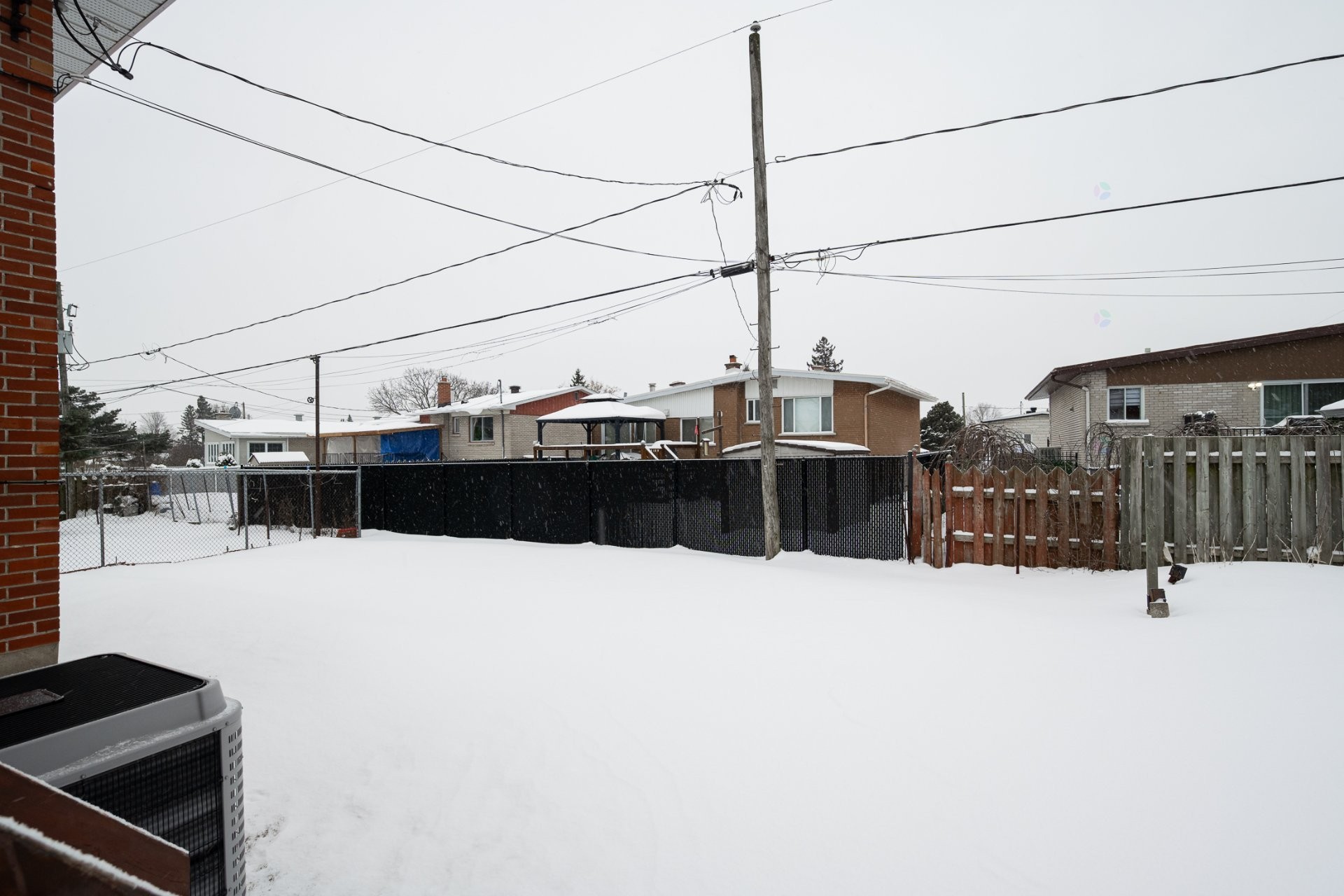 









1404


Boul. Élisabeth

,
Laval (Chomedey),




QC
H7W3J8

