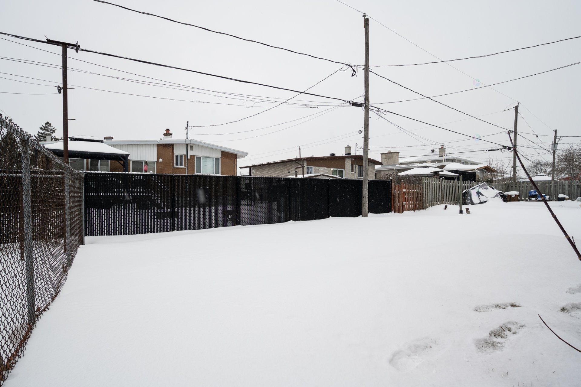 









1404


Boul. Élisabeth

,
Laval (Chomedey),




QC
H7W3J8

