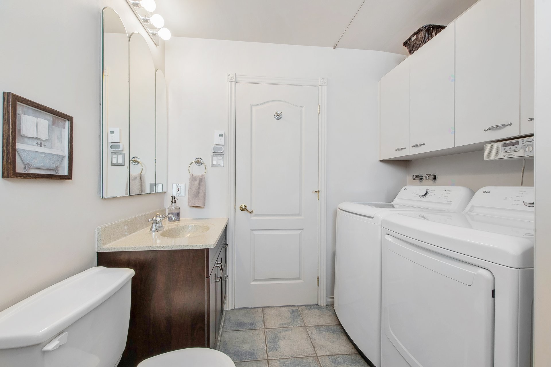 









425


Rue Perras

,
Laval (Auteuil),




QC
H7H2V1

