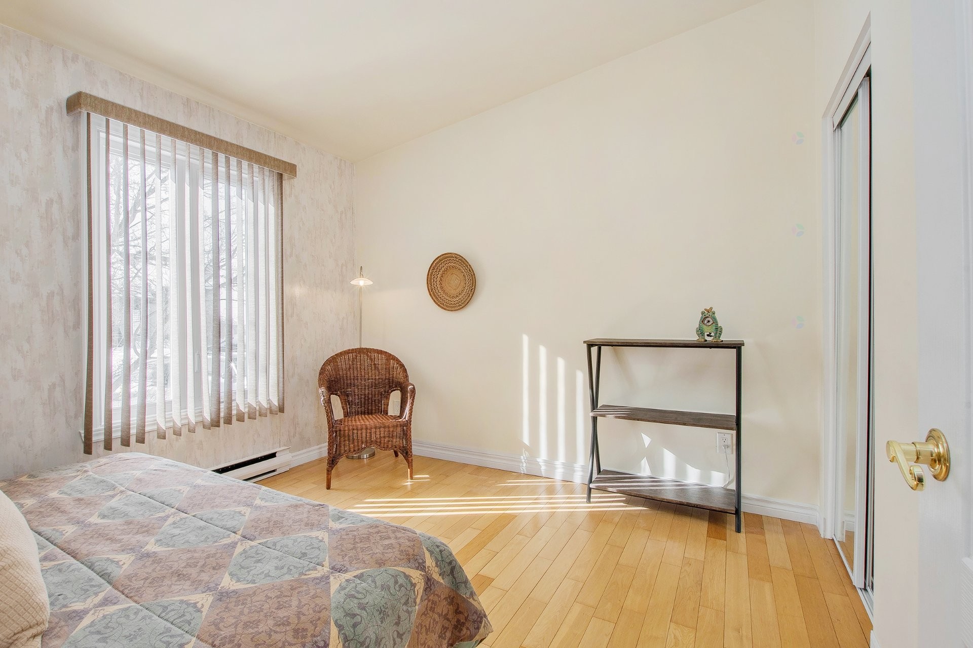 









425


Rue Perras

,
Laval (Auteuil),




QC
H7H2V1

