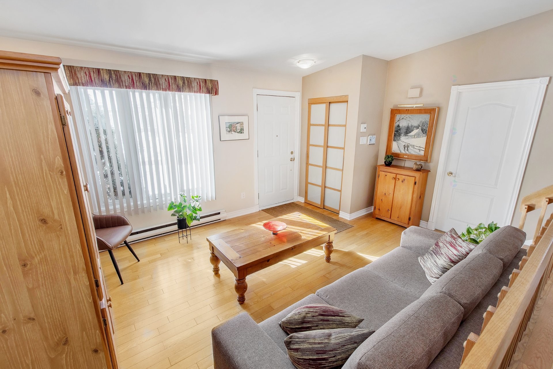 









425


Rue Perras

,
Laval (Auteuil),




QC
H7H2V1

