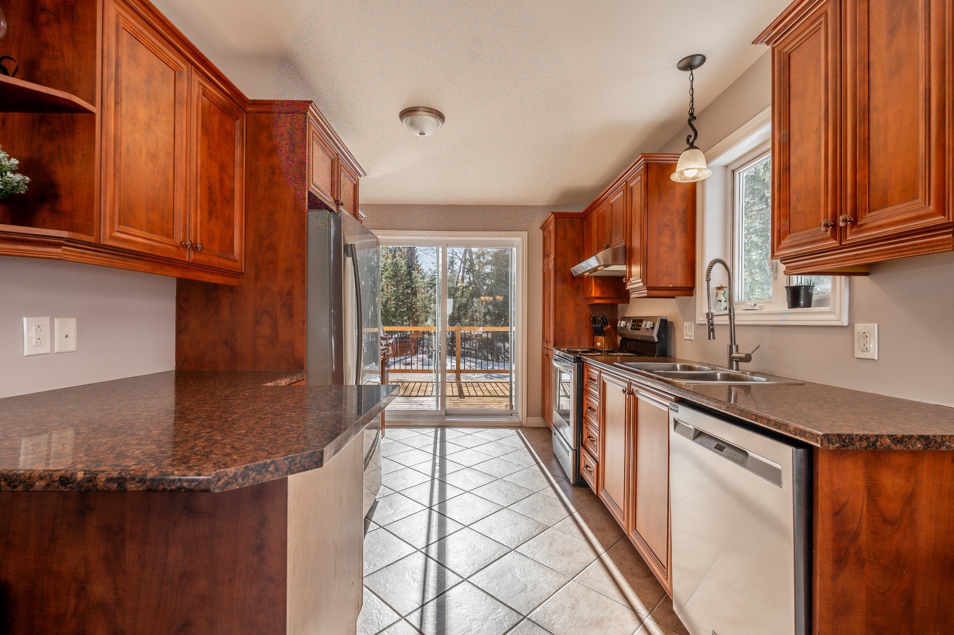 









1324


Rue du Hameau

,
Sainte-Julienne,




QC
J0K2T0

