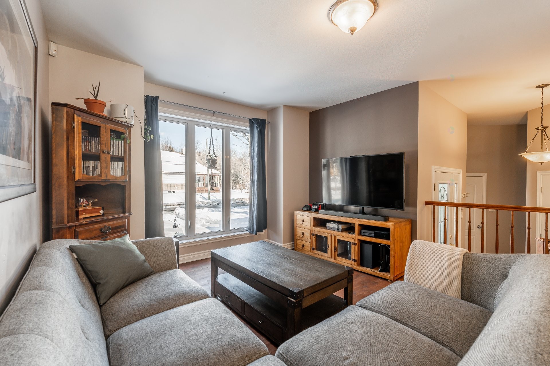 









1324


Rue du Hameau

,
Sainte-Julienne,




QC
J0K2T0

