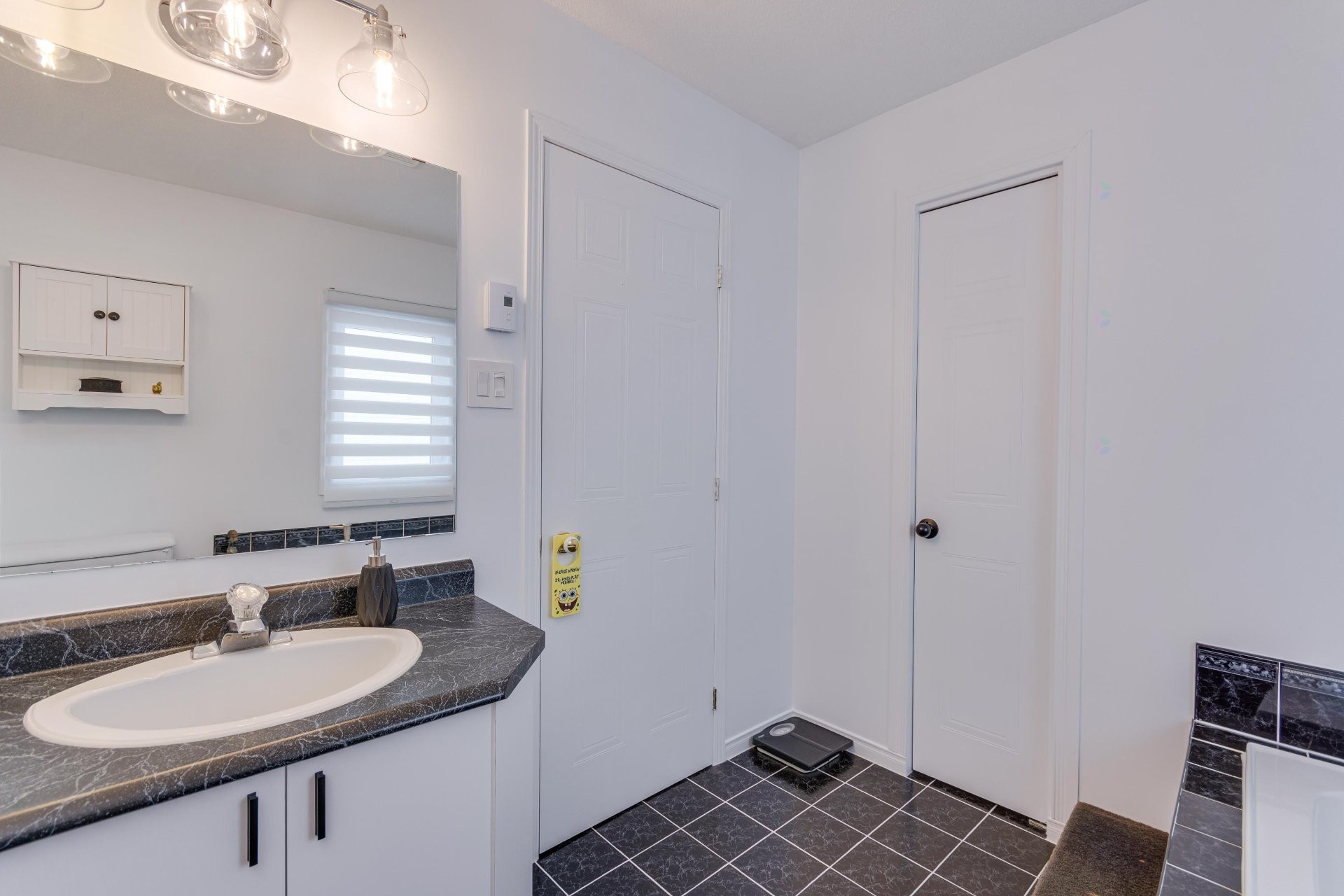 









187


Rue des Aralies

,
Gatineau (Masson-Angers),




QC
J8M1W7

