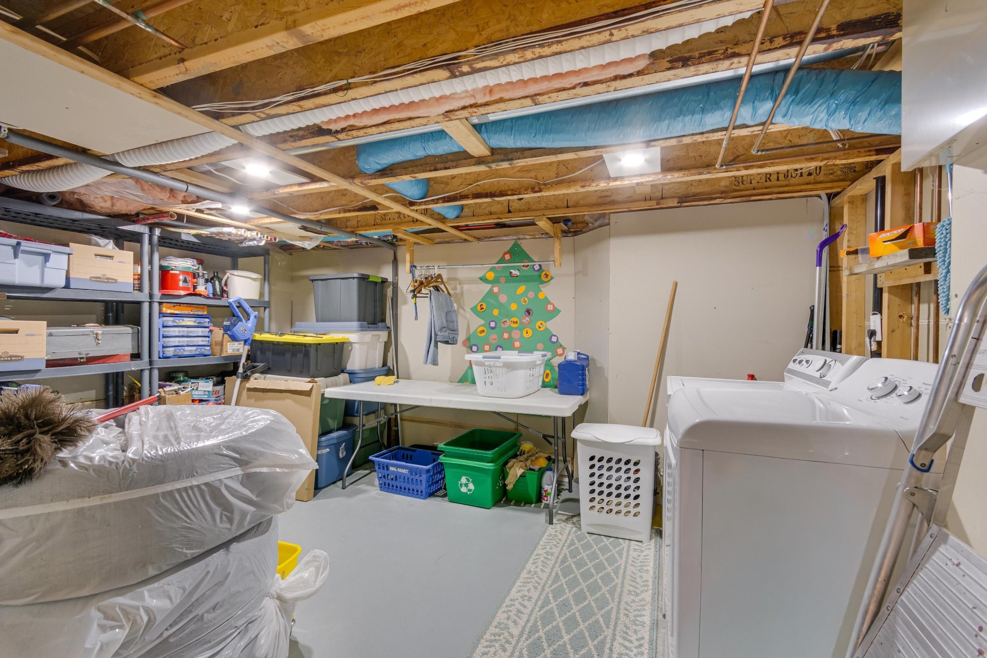 









187


Rue des Aralies

,
Gatineau (Masson-Angers),




QC
J8M1W7

