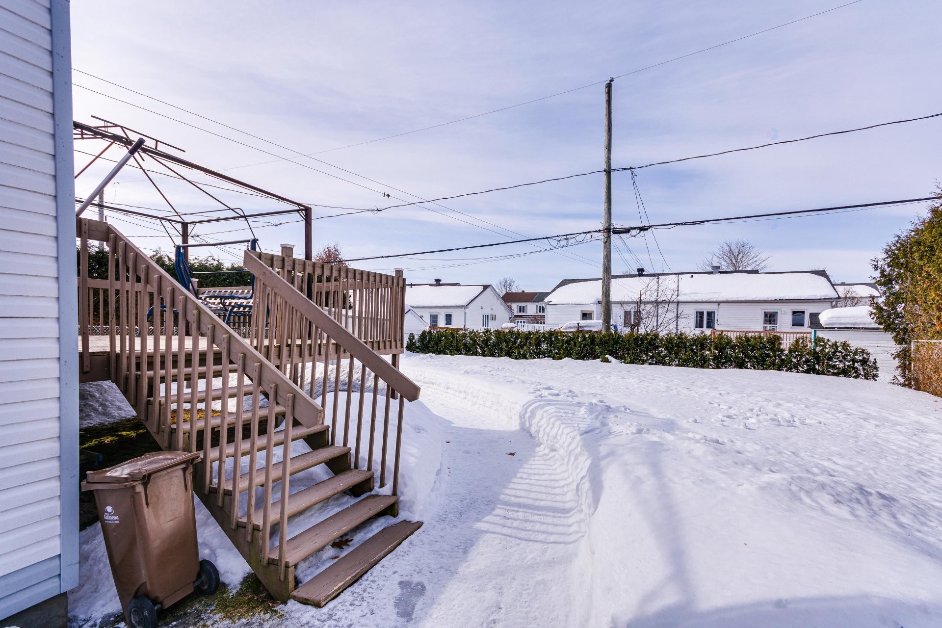 









187


Rue des Aralies

,
Gatineau (Masson-Angers),




QC
J8M1W7

