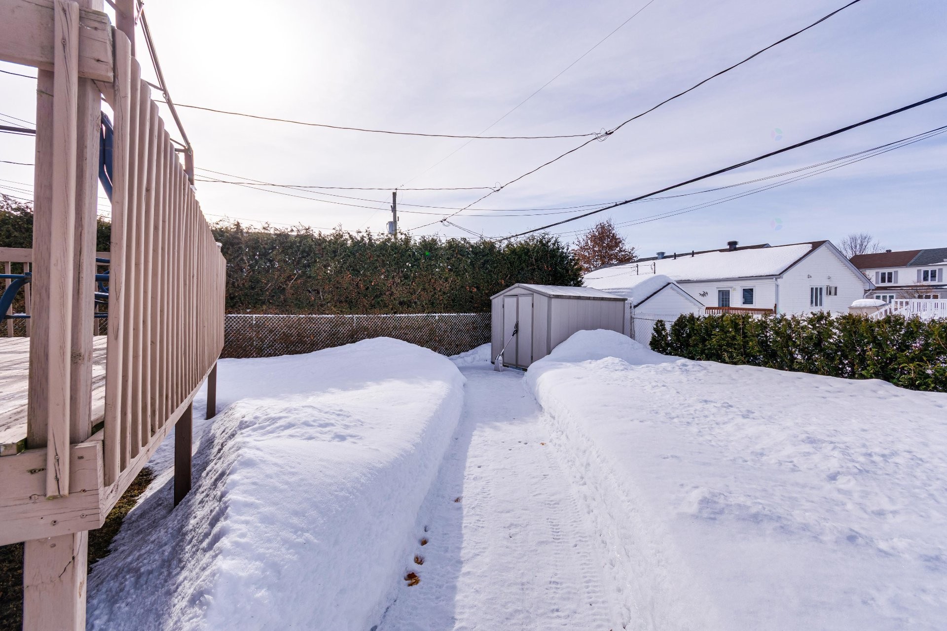 









187


Rue des Aralies

,
Gatineau (Masson-Angers),




QC
J8M1W7

