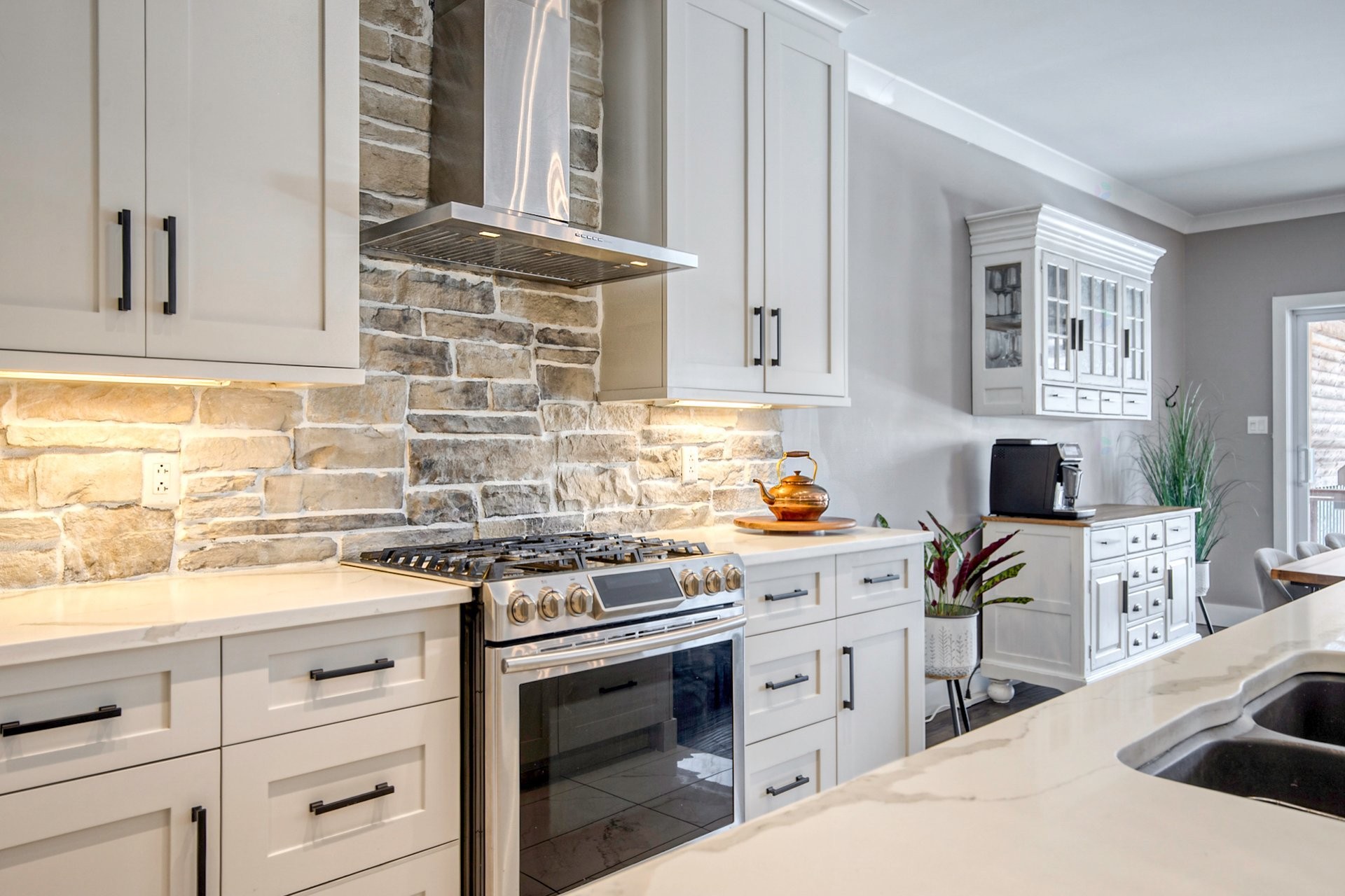 









1692


Rue Bernadette-Laflamme

,
Chambly,




QC
J3L1T6

