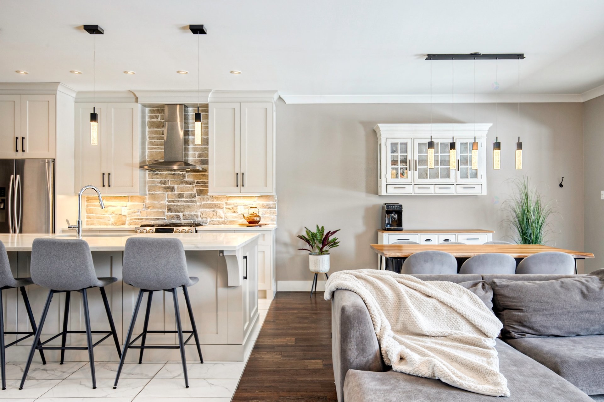 









1692


Rue Bernadette-Laflamme

,
Chambly,




QC
J3L1T6

