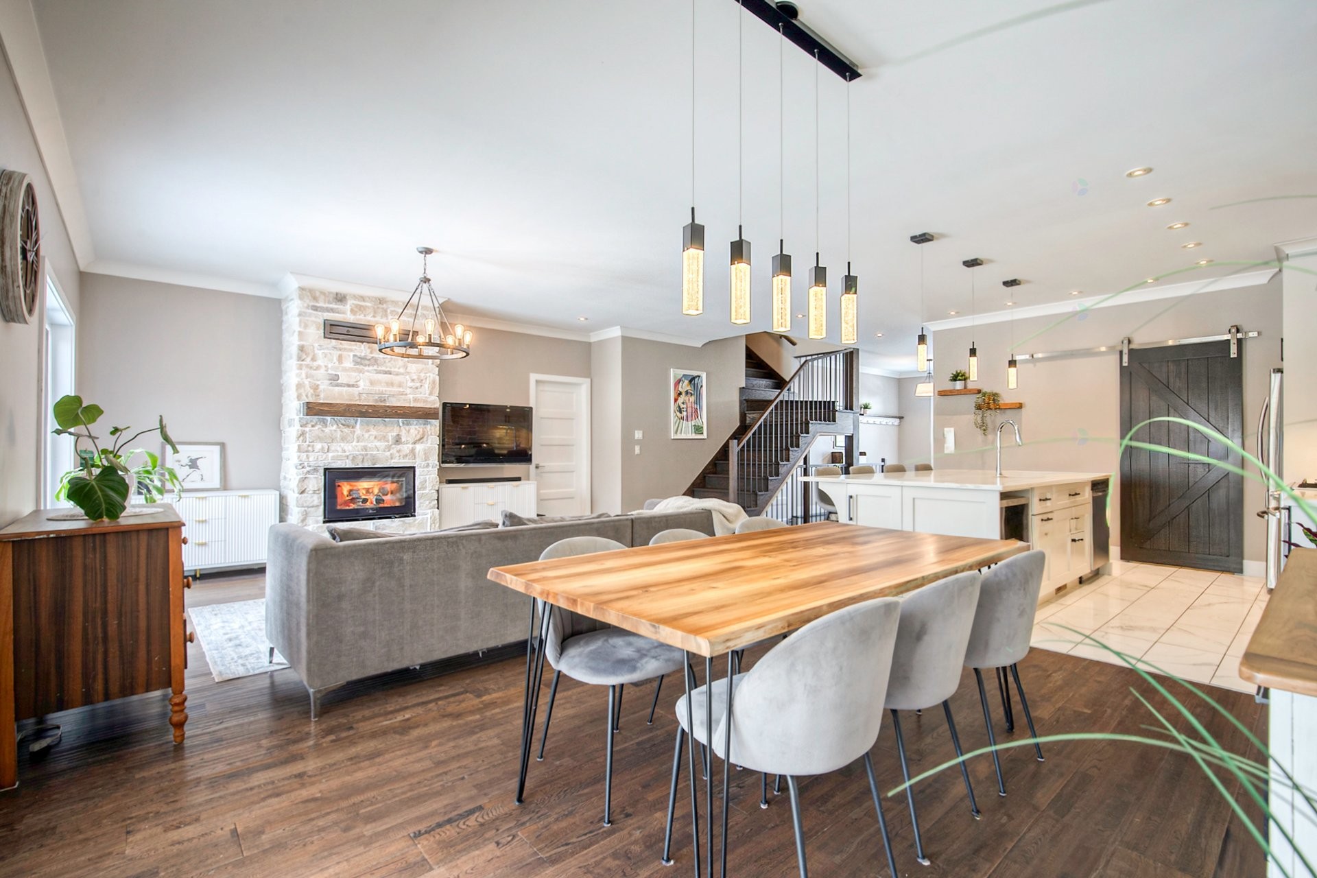 









1692


Rue Bernadette-Laflamme

,
Chambly,




QC
J3L1T6

