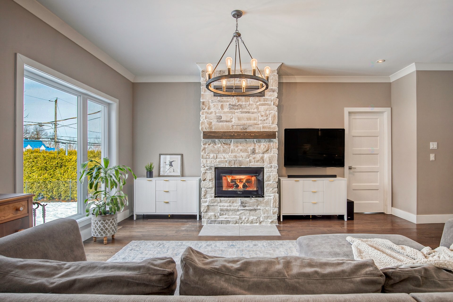 









1692


Rue Bernadette-Laflamme

,
Chambly,




QC
J3L1T6

