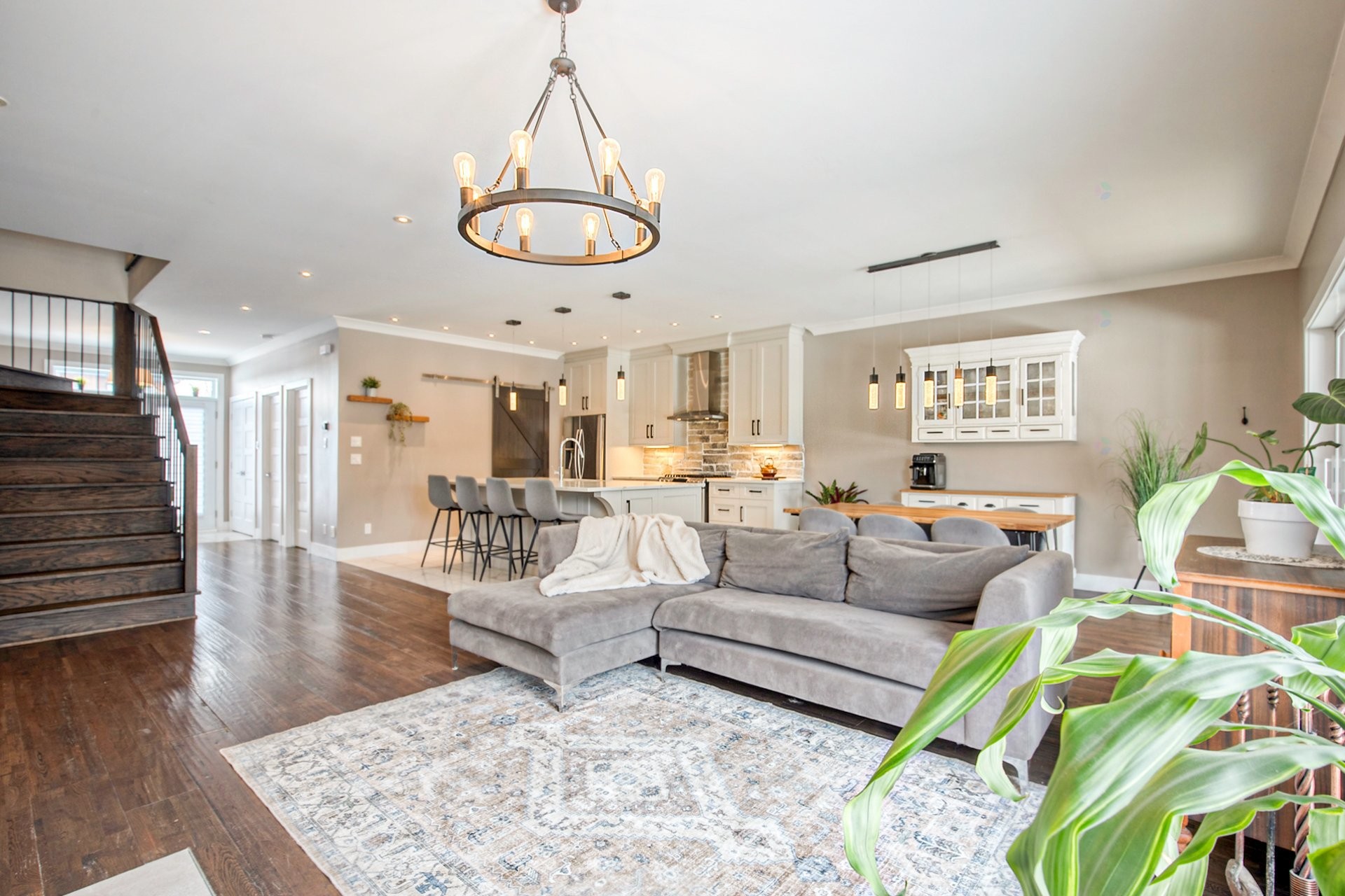 









1692


Rue Bernadette-Laflamme

,
Chambly,




QC
J3L1T6

