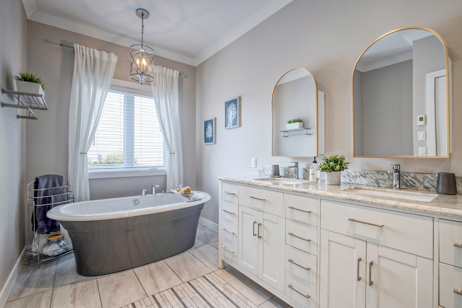 









1692


Rue Bernadette-Laflamme

,
Chambly,




QC
J3L1T6

