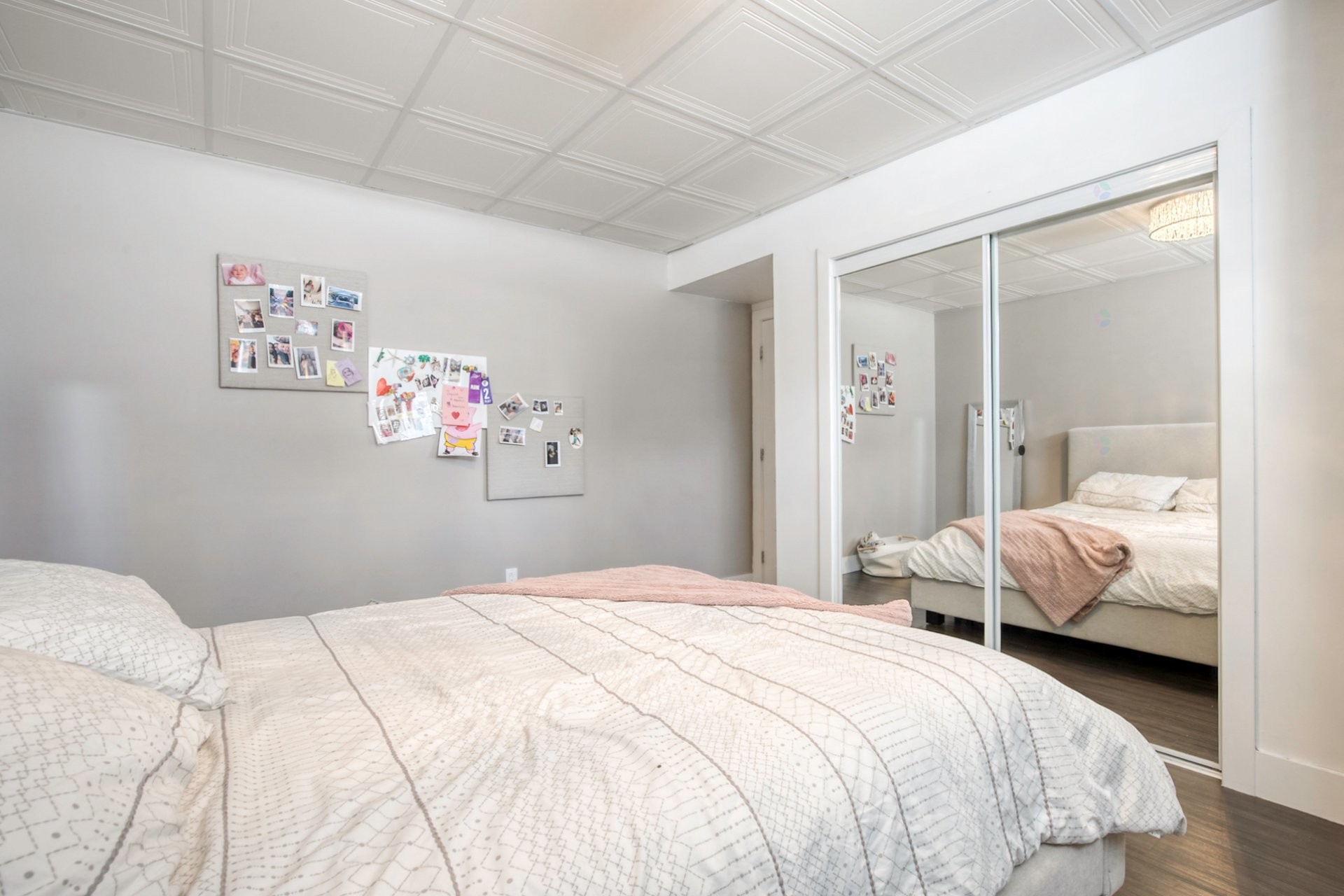 









1692


Rue Bernadette-Laflamme

,
Chambly,




QC
J3L1T6

