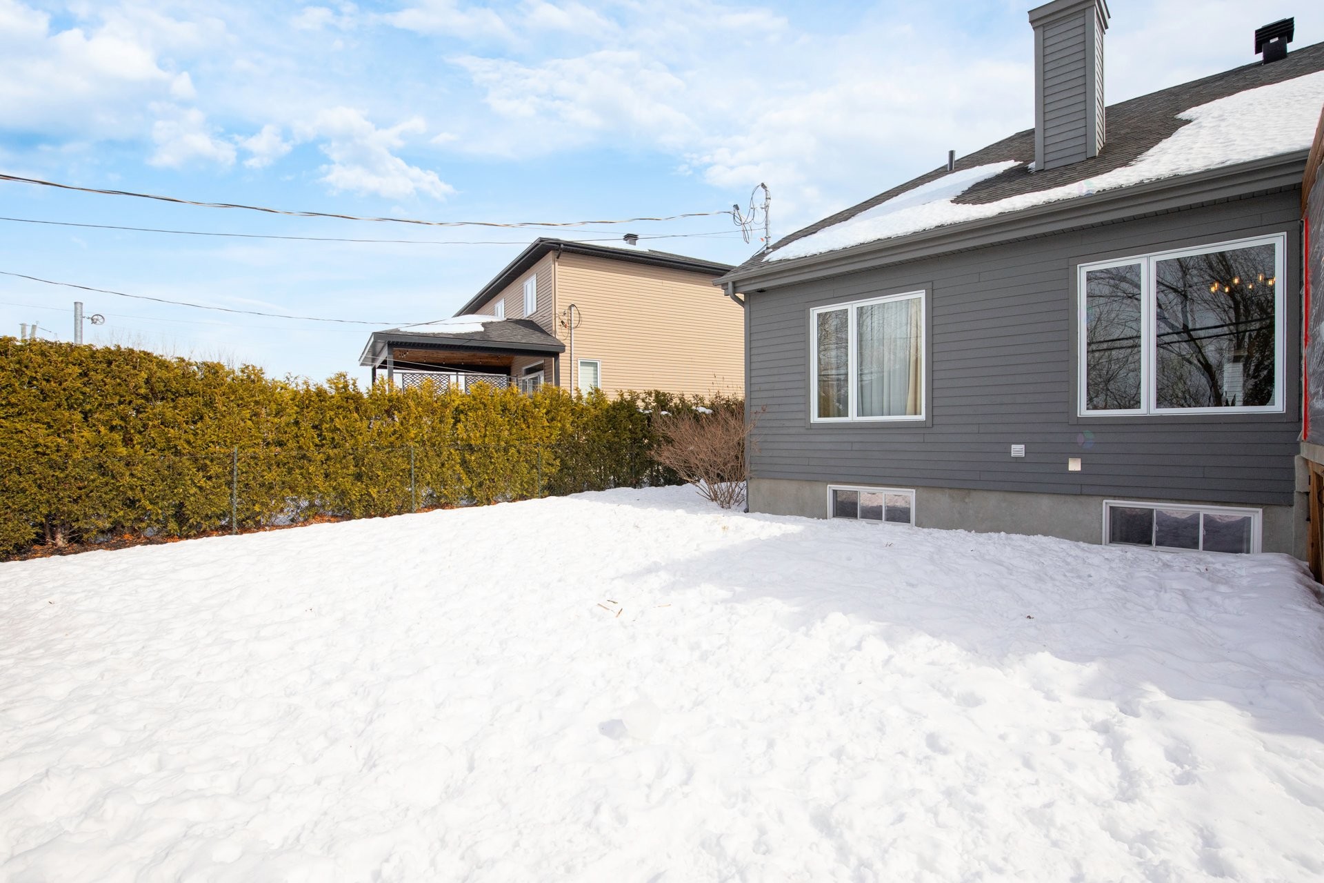 









1692


Rue Bernadette-Laflamme

,
Chambly,




QC
J3L1T6

