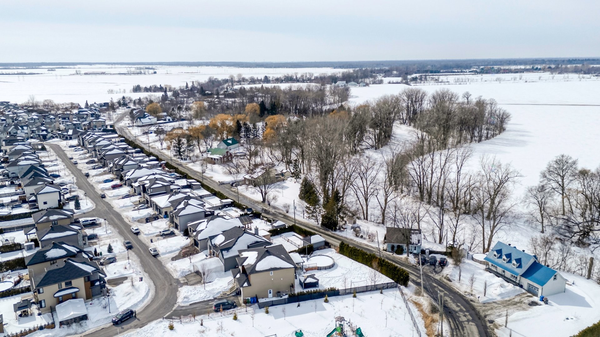 









1692


Rue Bernadette-Laflamme

,
Chambly,




QC
J3L1T6

