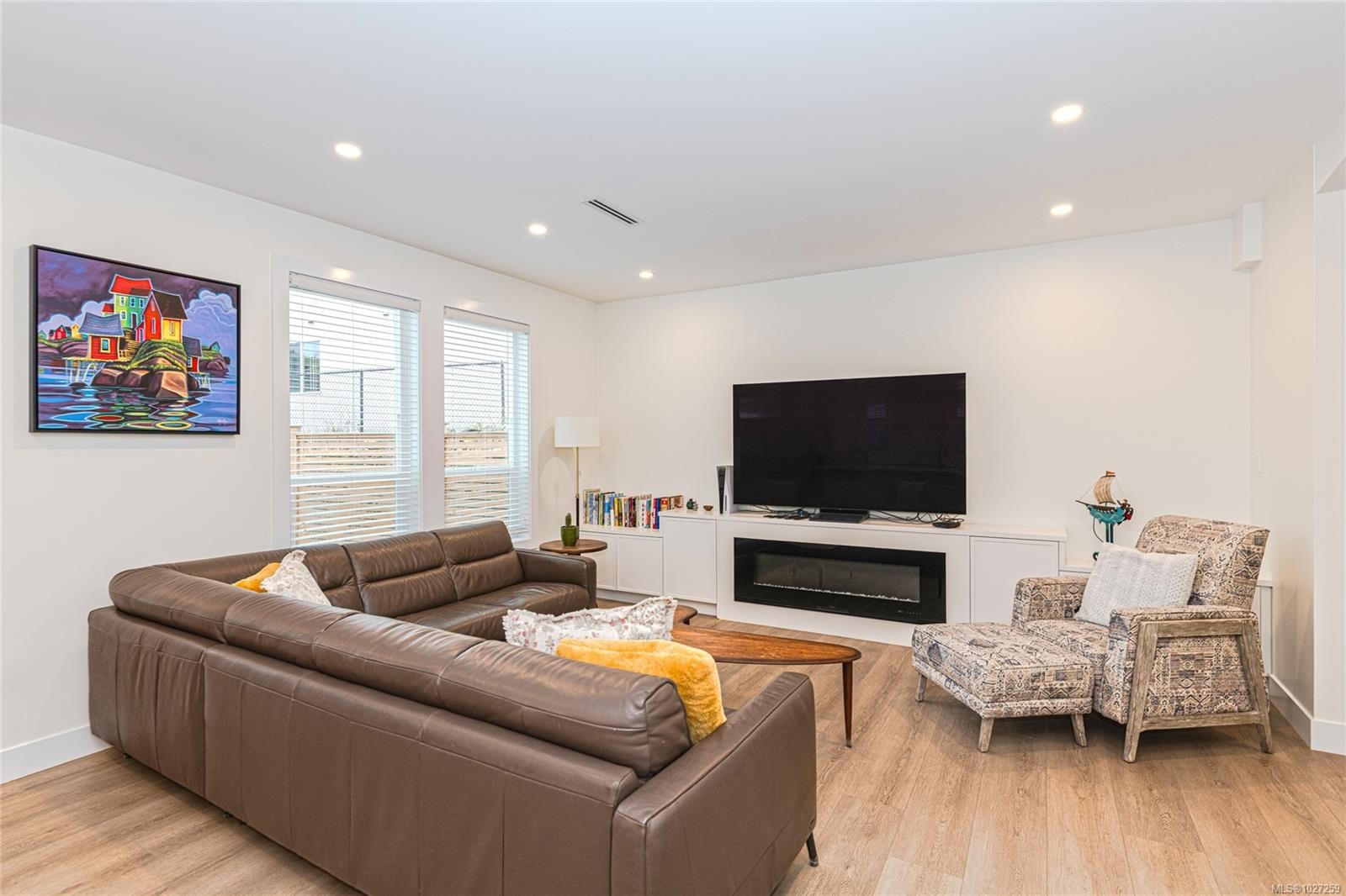 









2367


Swallow

Pl,
Langford,




BC
V9B 6Y6

