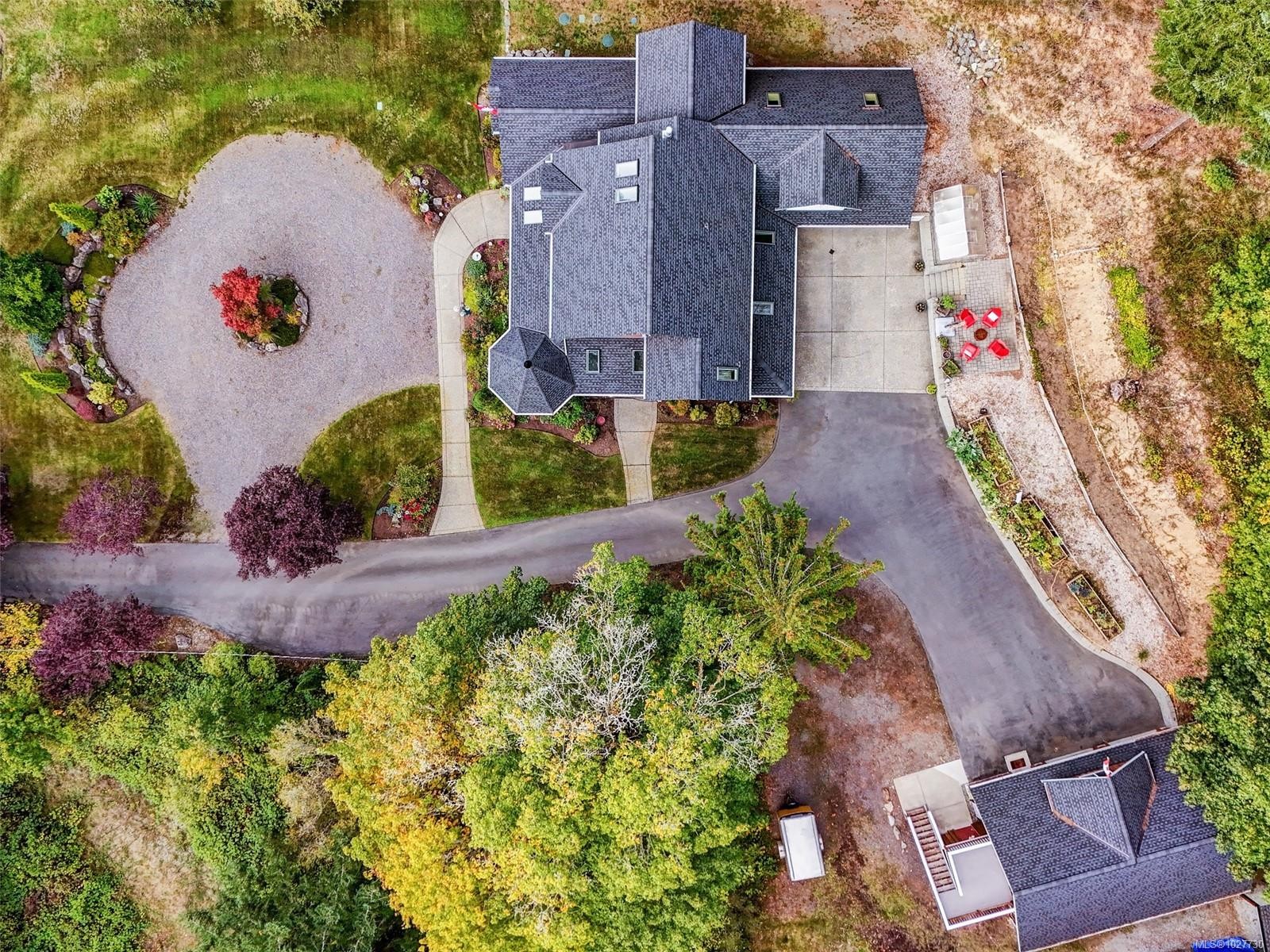 









6583


Wallace

Dr,
Central Saanich,




BC
V8M 1J8

