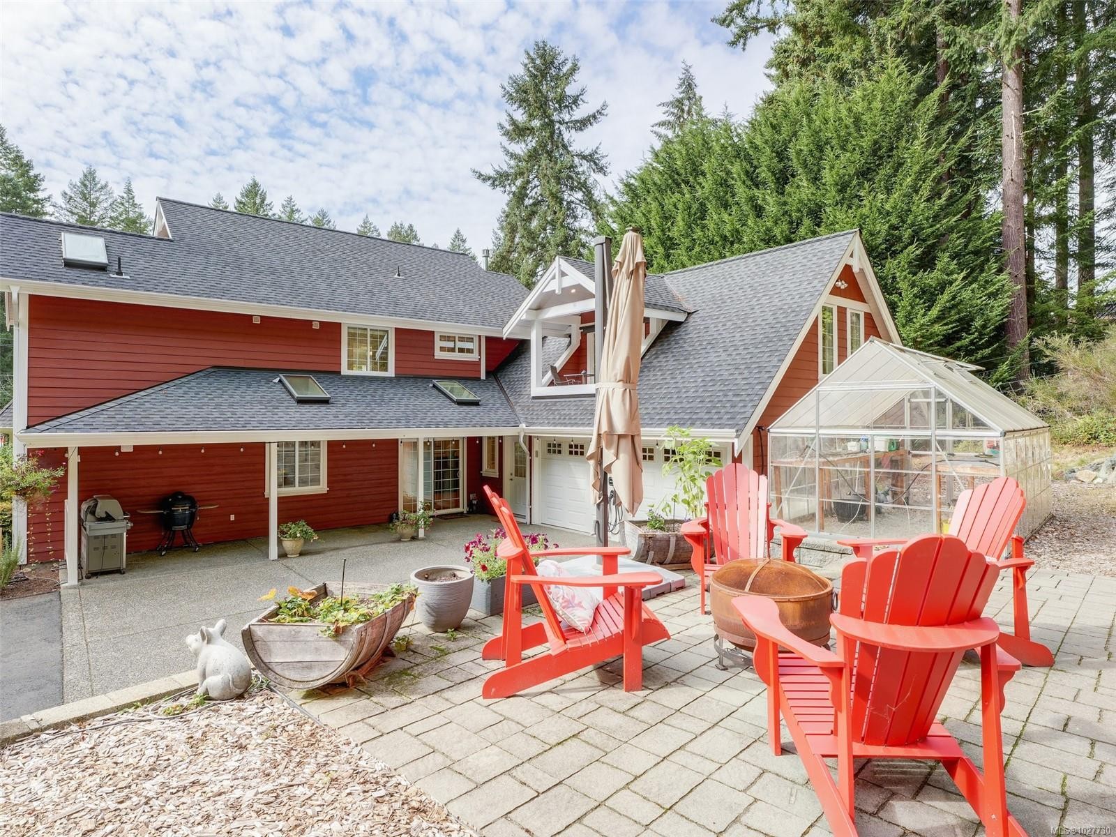 









6583


Wallace

Dr,
Central Saanich,




BC
V8M 1J8

